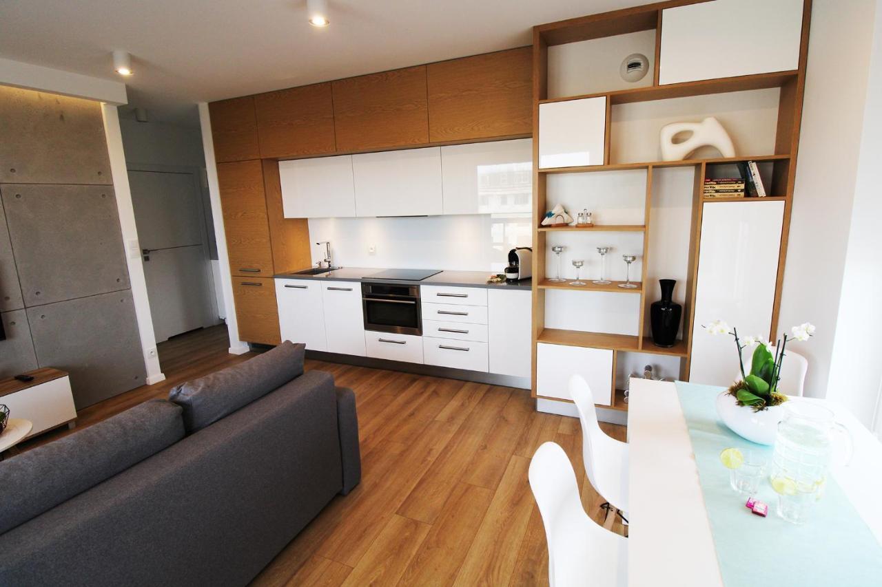 Aqua Apartments Sunset Reda Extérieur photo